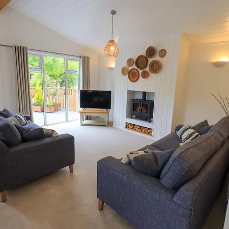 Hollytree Semesterbostad *