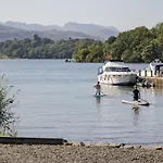 Hollytree 度假居 *