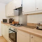 Hollytree 度假居 *